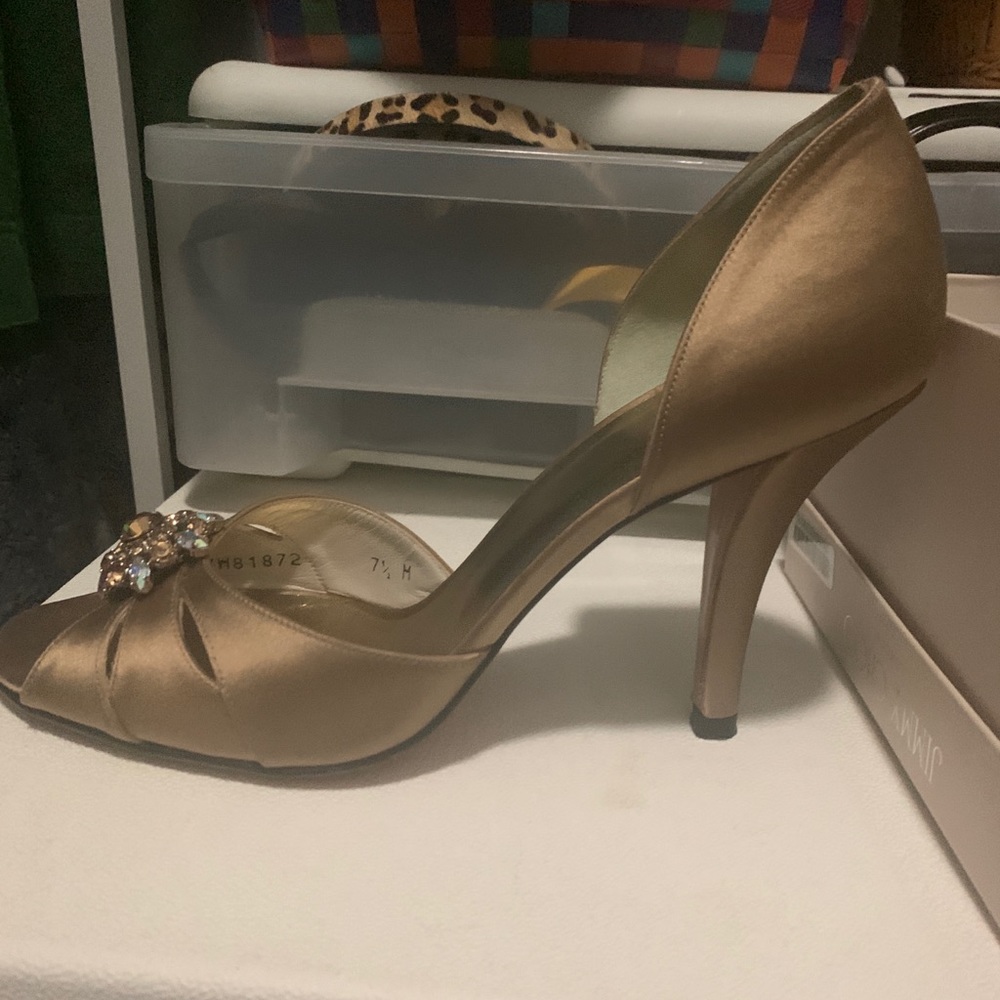 Stuart Weitzman brown silk sandals